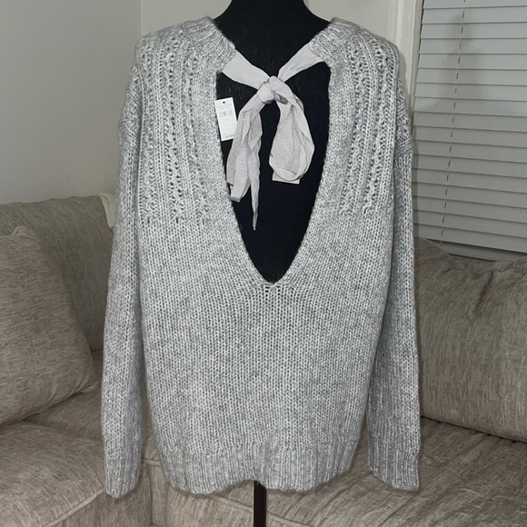NWT Aerie Open Back Sweater 🤍 - Picture 1 of 14